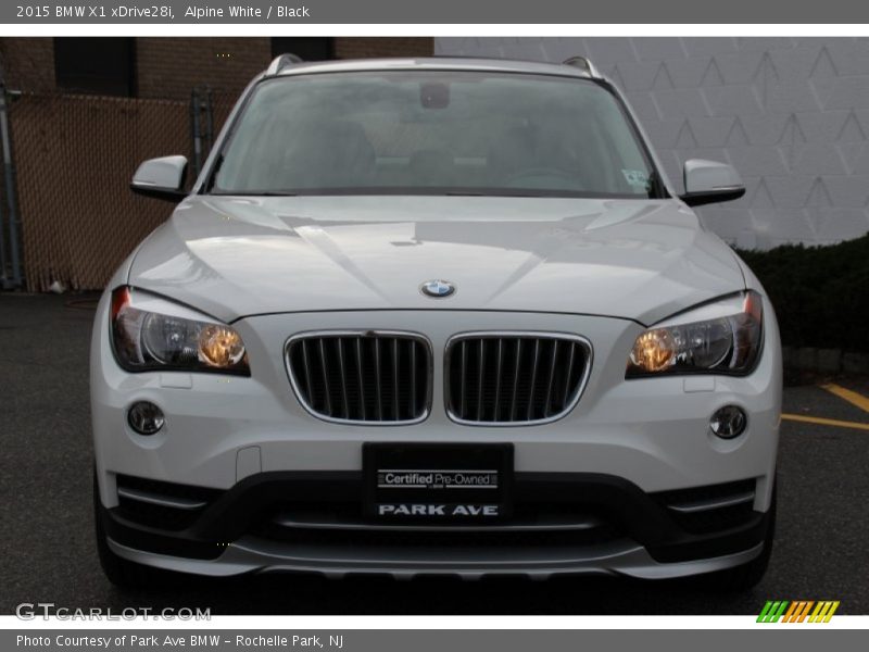 Alpine White / Black 2015 BMW X1 xDrive28i