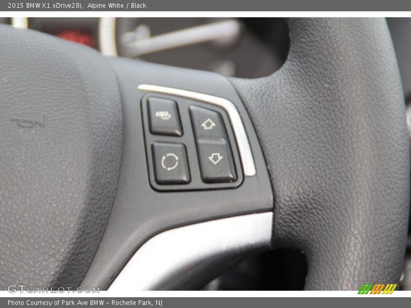 Controls of 2015 X1 xDrive28i