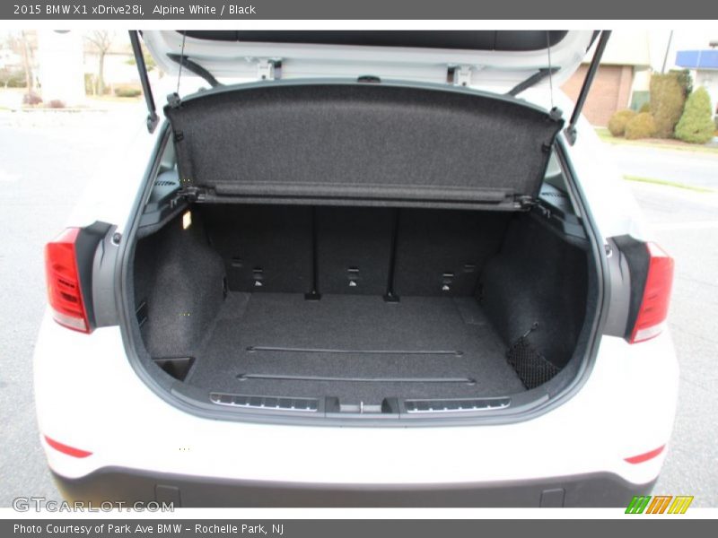  2015 X1 xDrive28i Trunk