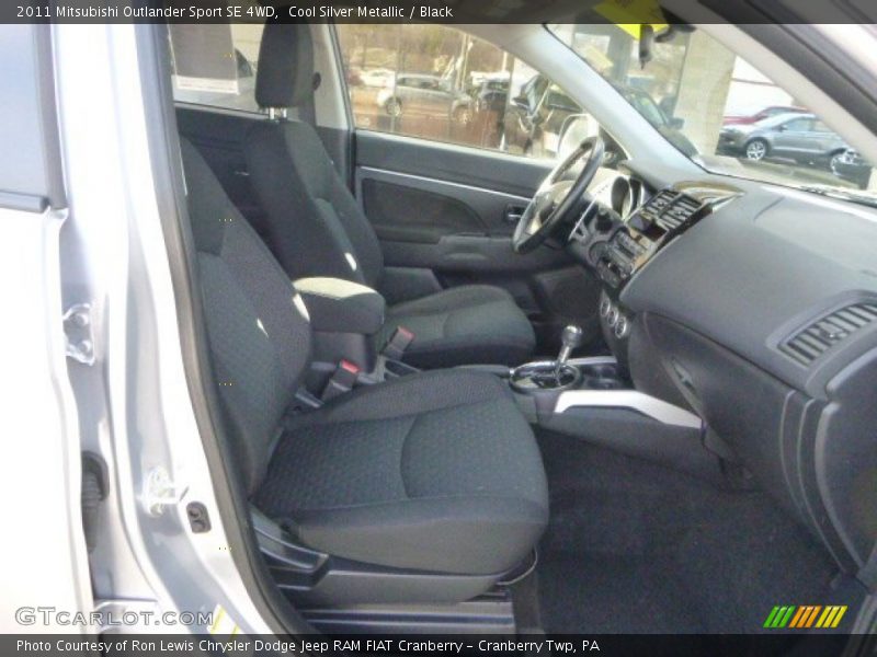 Cool Silver Metallic / Black 2011 Mitsubishi Outlander Sport SE 4WD