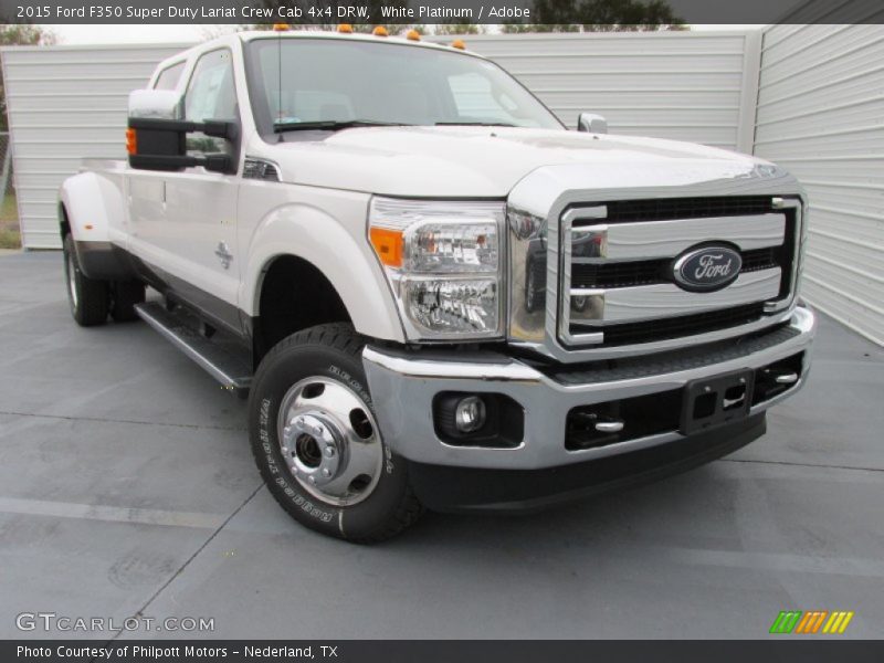 Front 3/4 View of 2015 F350 Super Duty Lariat Crew Cab 4x4 DRW