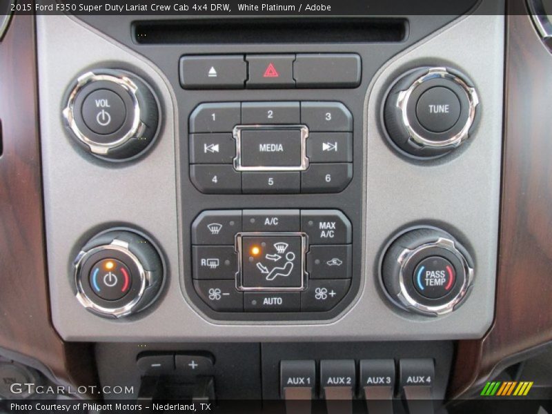 White Platinum / Adobe 2015 Ford F350 Super Duty Lariat Crew Cab 4x4 DRW