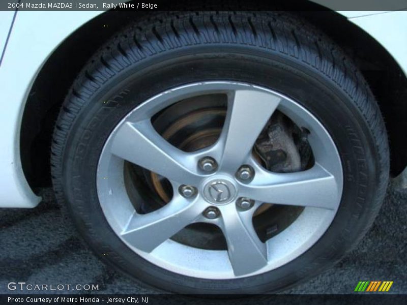 Rally White / Beige 2004 Mazda MAZDA3 i Sedan