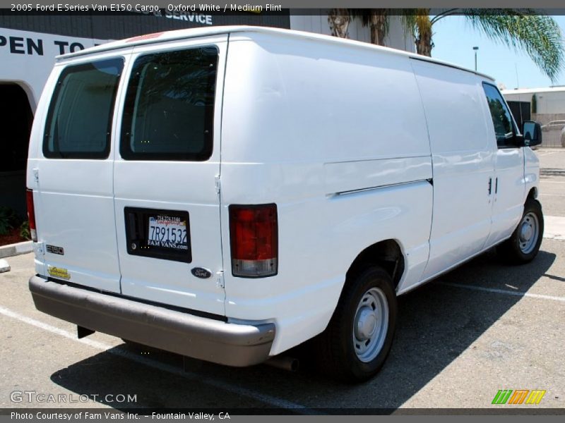 Oxford White / Medium Flint 2005 Ford E Series Van E150 Cargo