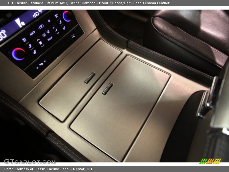 White Diamond Tricoat / Cocoa/Light Linen Tehama Leather 2011 Cadillac Escalade Platinum AWD