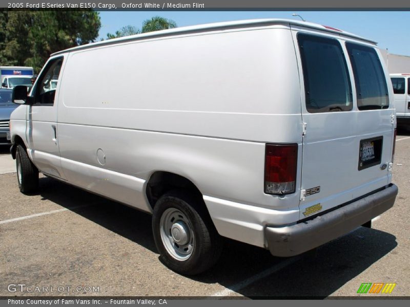 Oxford White / Medium Flint 2005 Ford E Series Van E150 Cargo