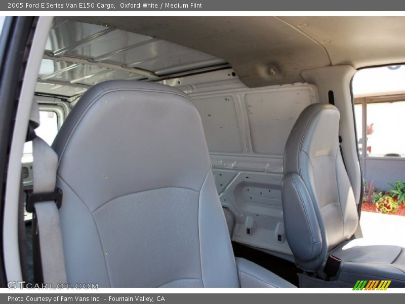 Oxford White / Medium Flint 2005 Ford E Series Van E150 Cargo