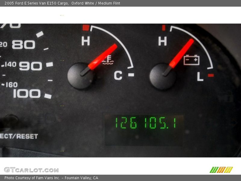 Oxford White / Medium Flint 2005 Ford E Series Van E150 Cargo