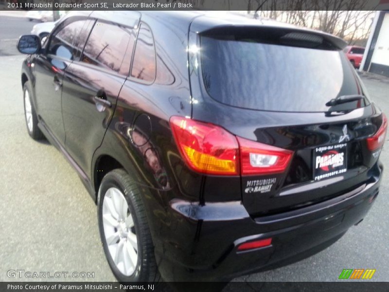Labrador Black Pearl / Black 2011 Mitsubishi Outlander Sport SE