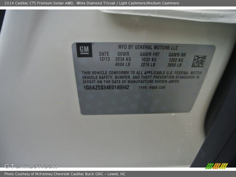 White Diamond Tricoat / Light Cashmere/Medium Cashmere 2014 Cadillac CTS Premium Sedan AWD