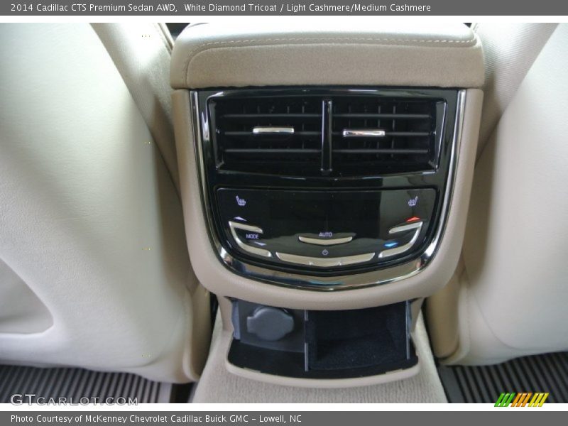 Controls of 2014 CTS Premium Sedan AWD