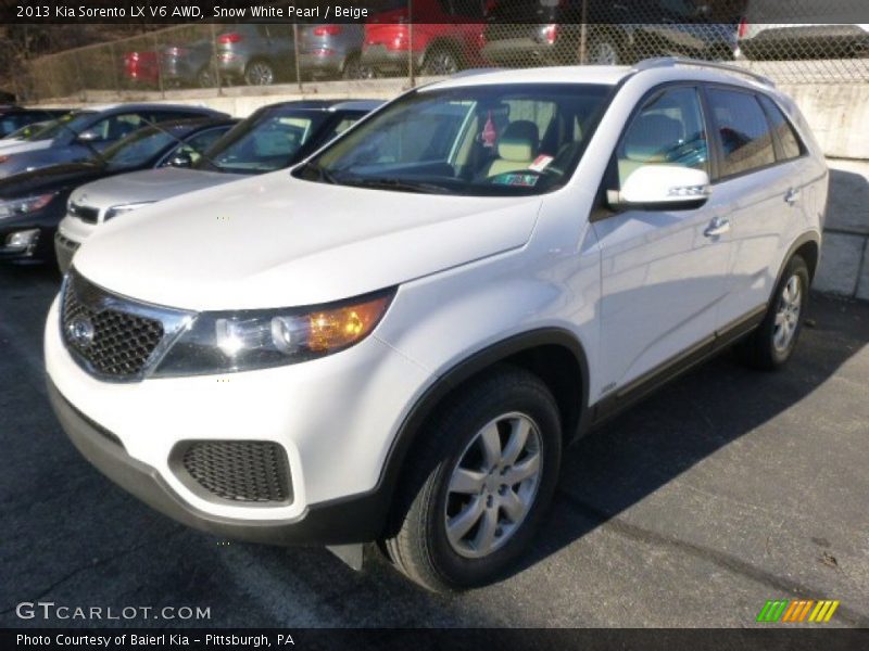 Snow White Pearl / Beige 2013 Kia Sorento LX V6 AWD
