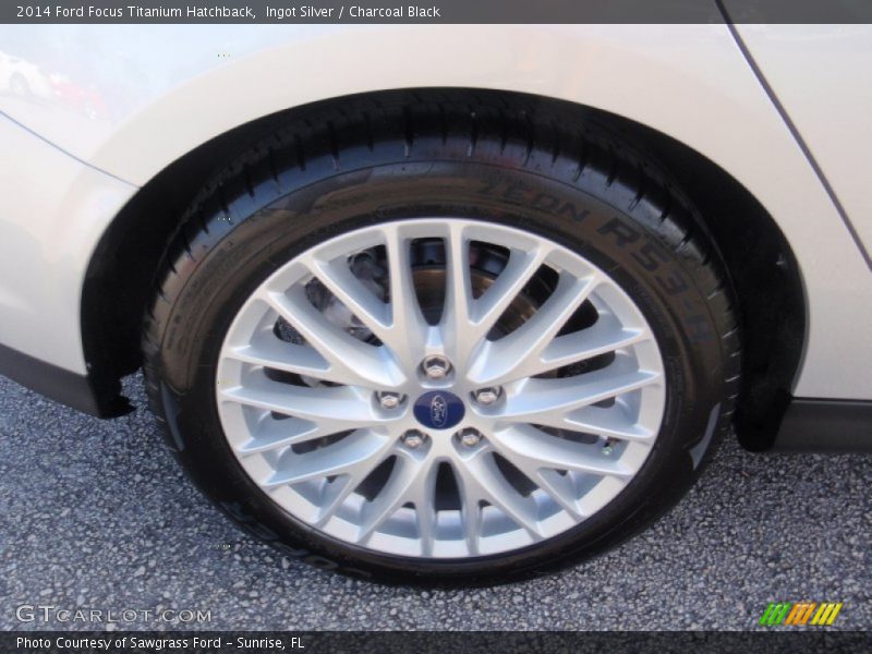 Ingot Silver / Charcoal Black 2014 Ford Focus Titanium Hatchback