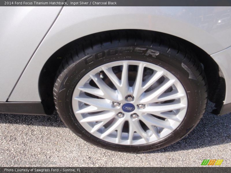 Ingot Silver / Charcoal Black 2014 Ford Focus Titanium Hatchback