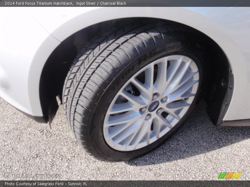 Ingot Silver / Charcoal Black 2014 Ford Focus Titanium Hatchback