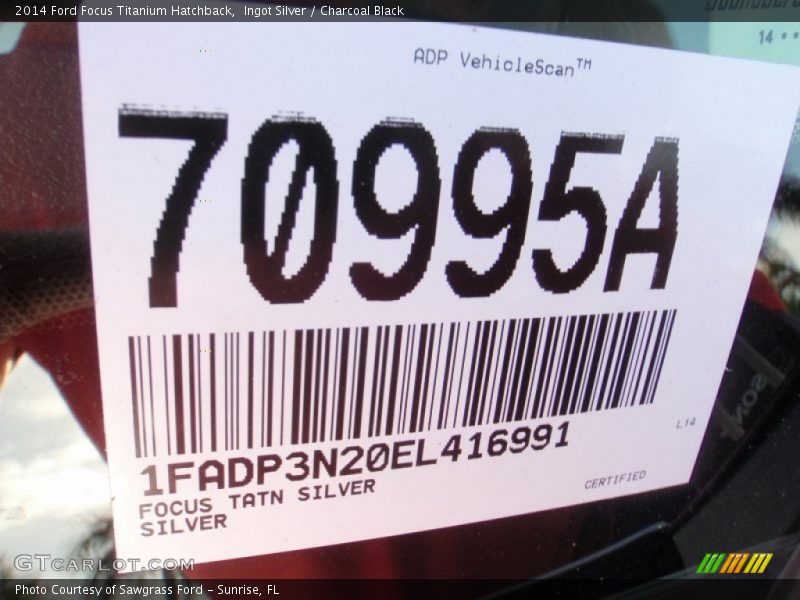 Ingot Silver / Charcoal Black 2014 Ford Focus Titanium Hatchback