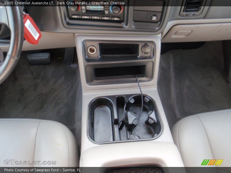 Dark Gray Metallic / Gray/Dark Charcoal 2005 Chevrolet Avalanche LT