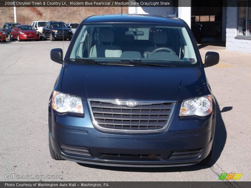 Modern Blue Pearlcoat / Medium Slate Gray/Light Shale 2008 Chrysler Town & Country LX