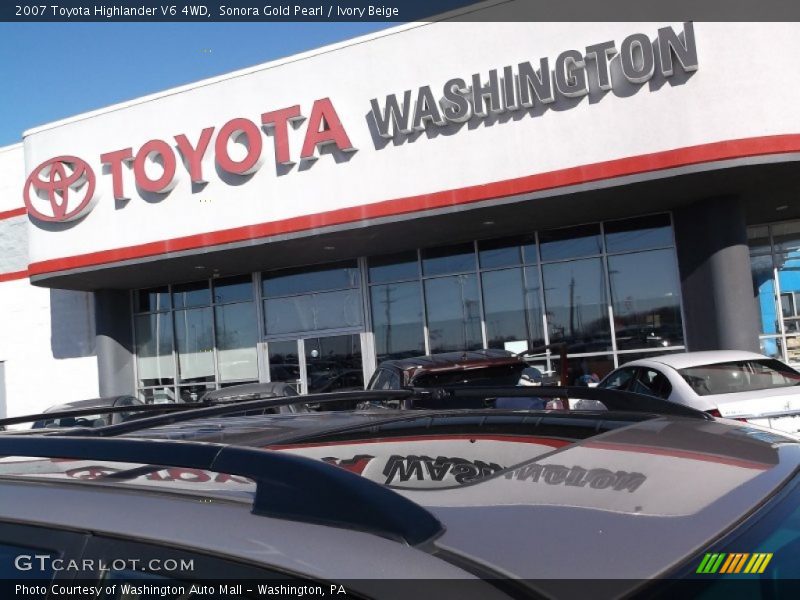 Sonora Gold Pearl / Ivory Beige 2007 Toyota Highlander V6 4WD