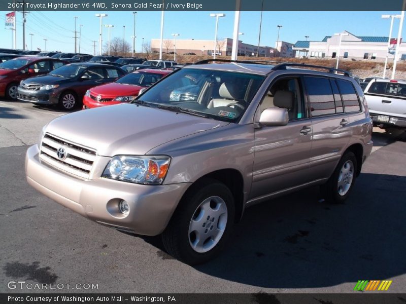 Front 3/4 View of 2007 Highlander V6 4WD