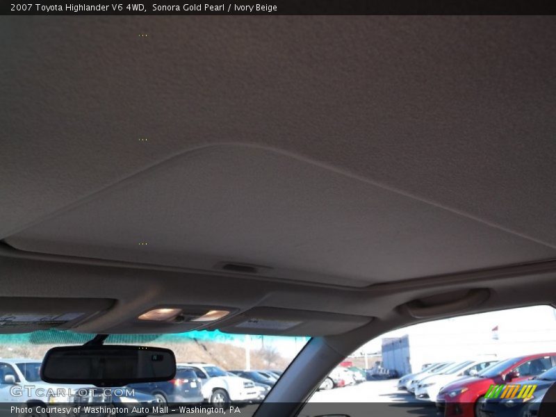 Sonora Gold Pearl / Ivory Beige 2007 Toyota Highlander V6 4WD