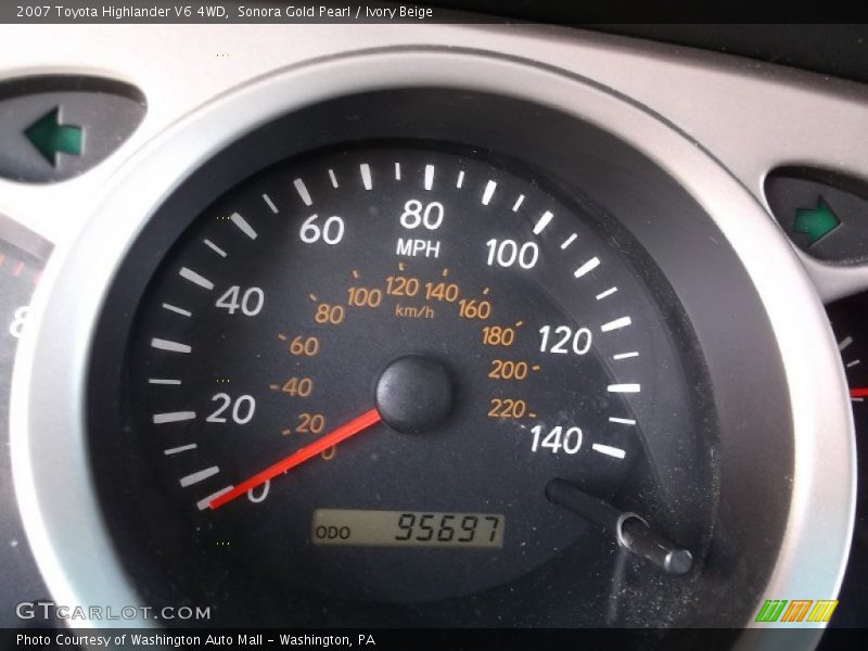 Sonora Gold Pearl / Ivory Beige 2007 Toyota Highlander V6 4WD