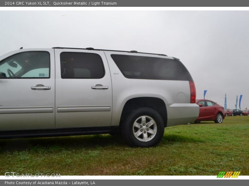 Quicksilver Metallic / Light Titanium 2014 GMC Yukon XL SLT