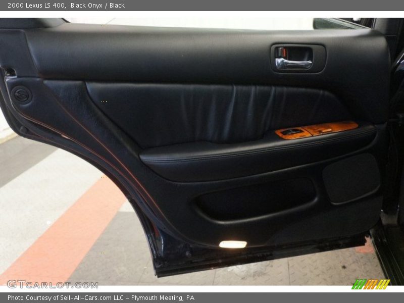 Black Onyx / Black 2000 Lexus LS 400