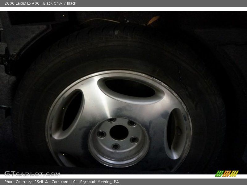 Black Onyx / Black 2000 Lexus LS 400