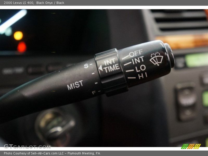 Black Onyx / Black 2000 Lexus LS 400