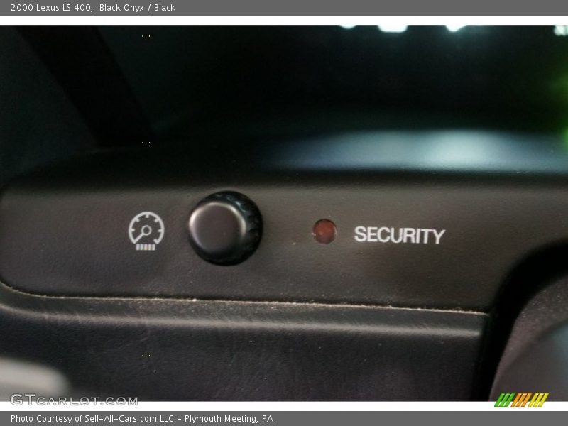 Black Onyx / Black 2000 Lexus LS 400