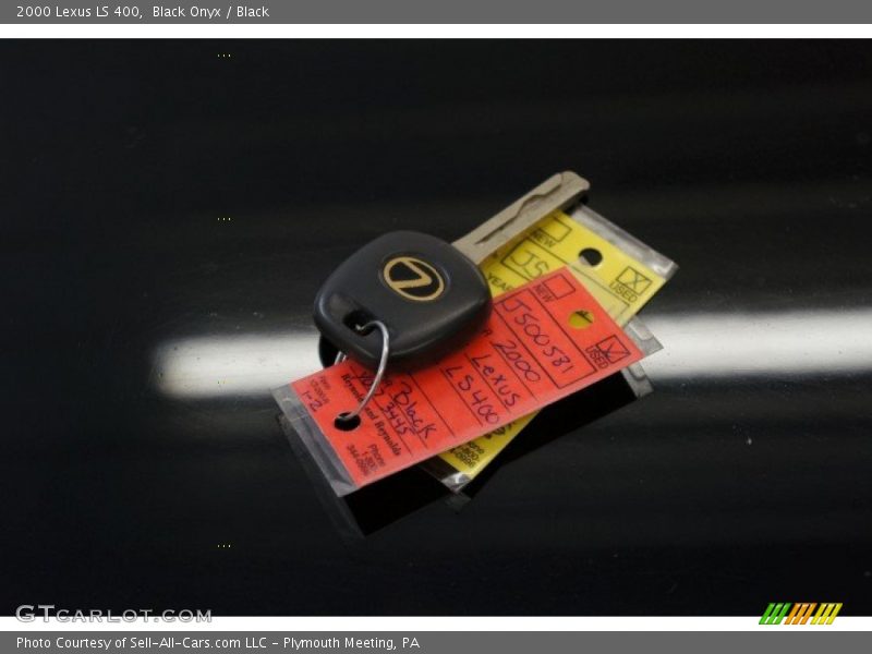Black Onyx / Black 2000 Lexus LS 400