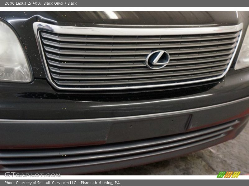 Black Onyx / Black 2000 Lexus LS 400