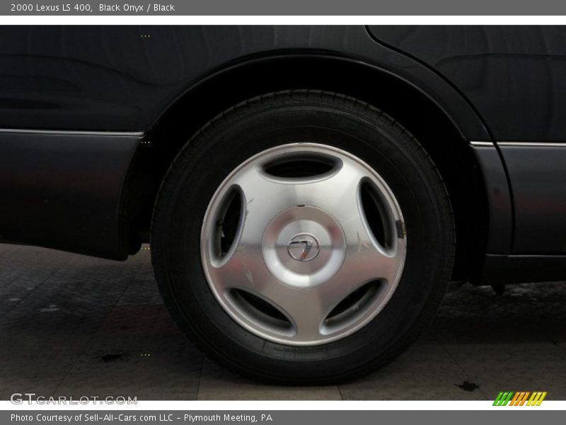 Black Onyx / Black 2000 Lexus LS 400