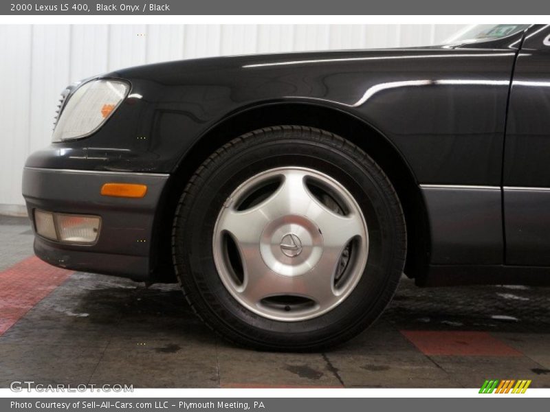 Black Onyx / Black 2000 Lexus LS 400