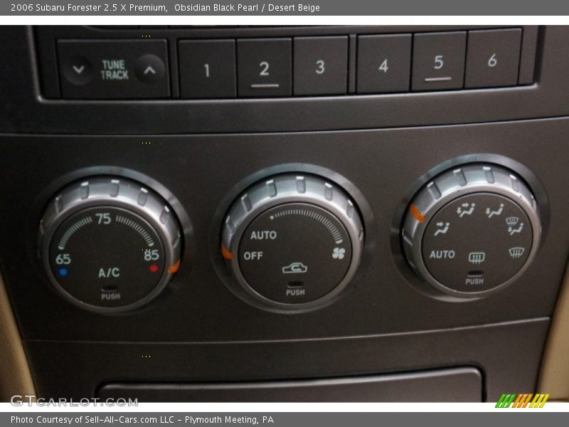 Obsidian Black Pearl / Desert Beige 2006 Subaru Forester 2.5 X Premium