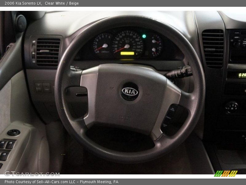 Clear White / Beige 2006 Kia Sorento LX