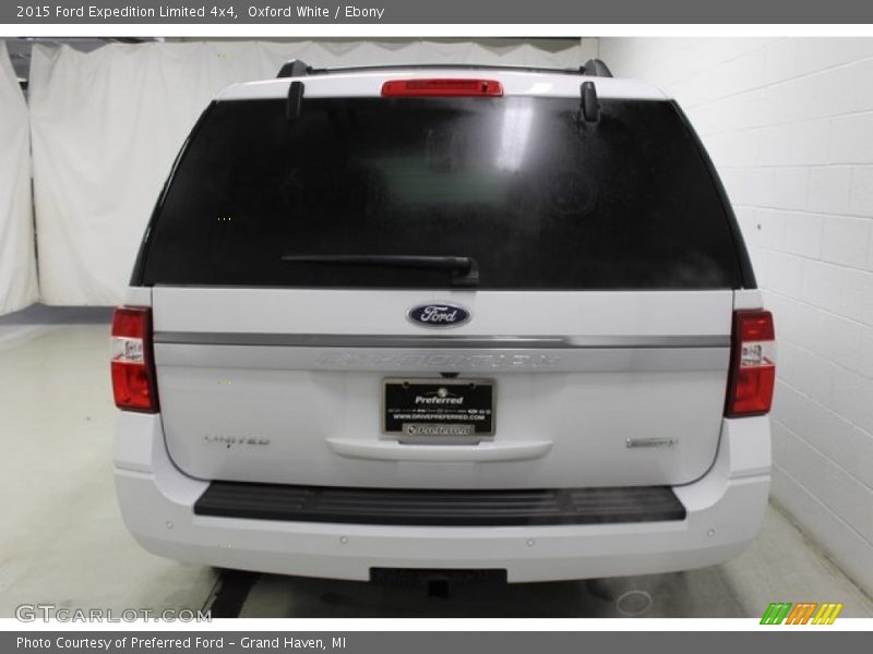 Oxford White / Ebony 2015 Ford Expedition Limited 4x4