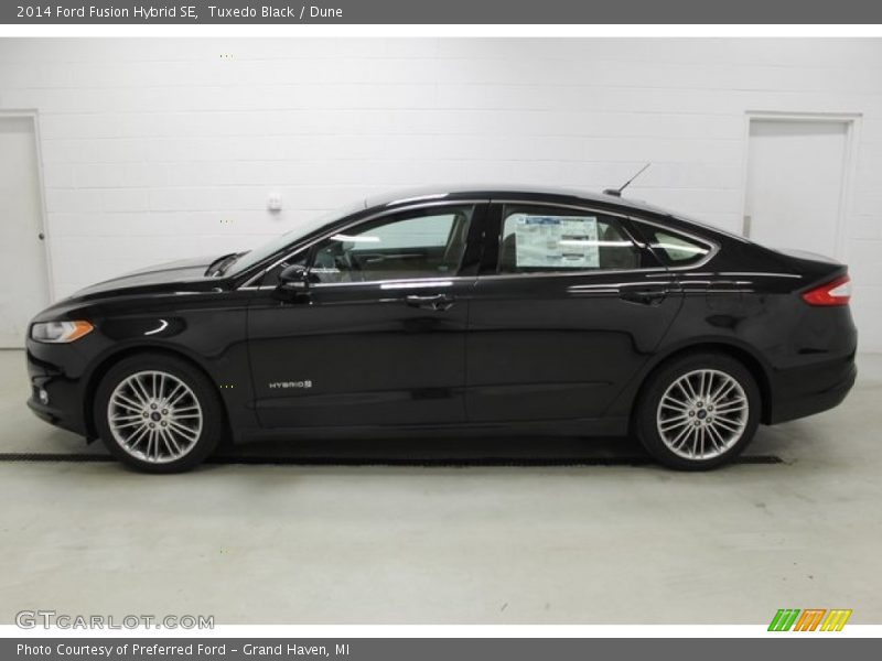 Tuxedo Black / Dune 2014 Ford Fusion Hybrid SE