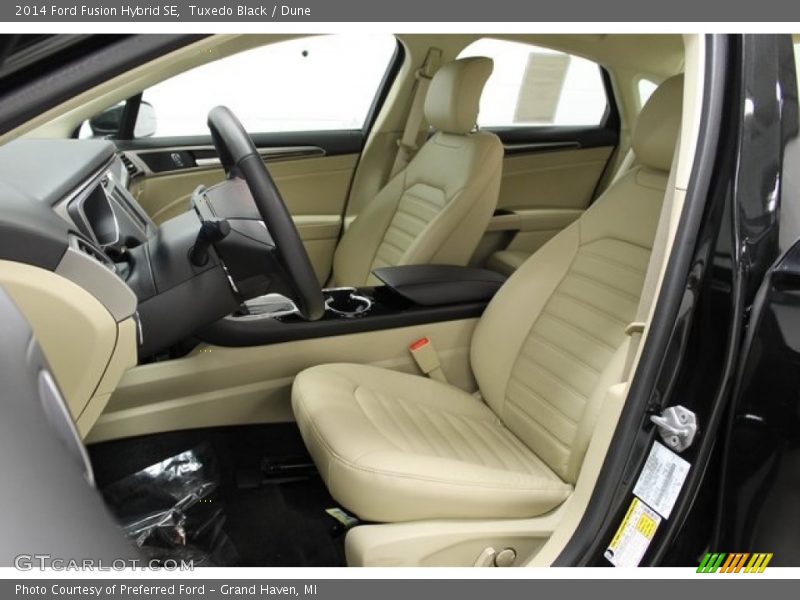 Tuxedo Black / Dune 2014 Ford Fusion Hybrid SE