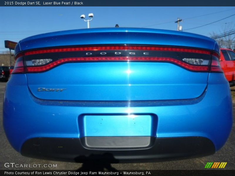 Laser Blue Pearl / Black 2015 Dodge Dart SE