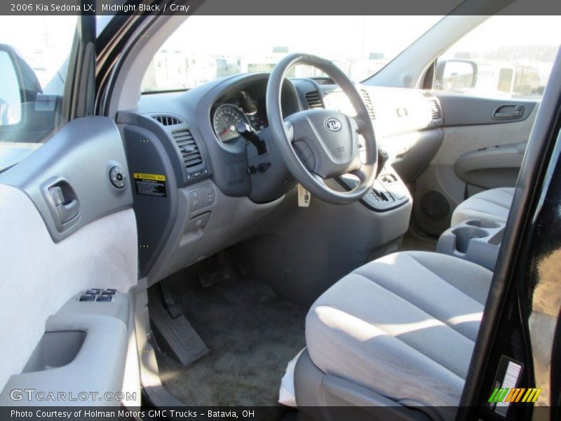 Midnight Black / Gray 2006 Kia Sedona LX
