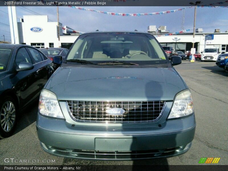 Light Tundra Metallic / Pebble Beige 2007 Ford Freestar SEL