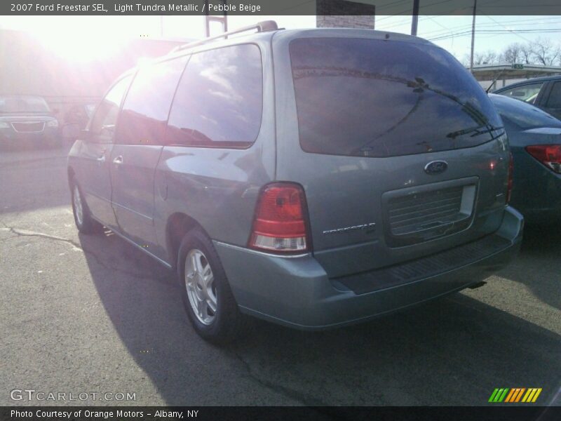 Light Tundra Metallic / Pebble Beige 2007 Ford Freestar SEL