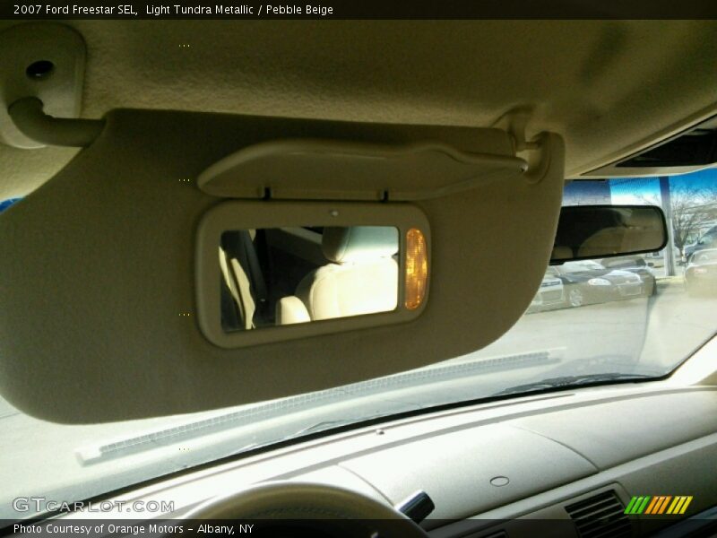 Light Tundra Metallic / Pebble Beige 2007 Ford Freestar SEL