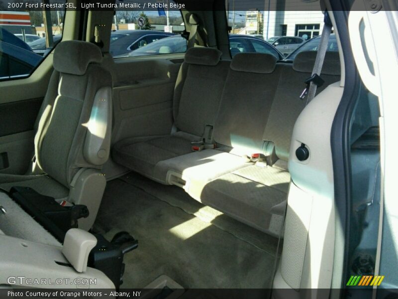 Light Tundra Metallic / Pebble Beige 2007 Ford Freestar SEL