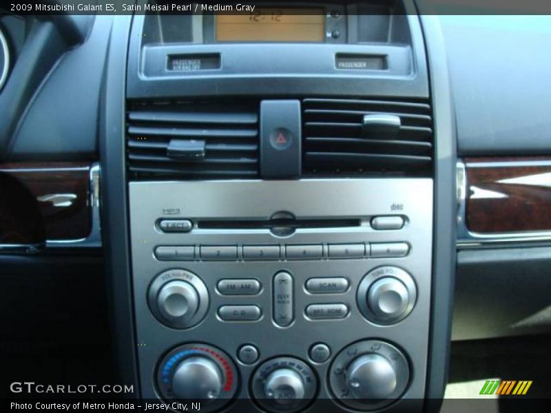 Satin Meisai Pearl / Medium Gray 2009 Mitsubishi Galant ES