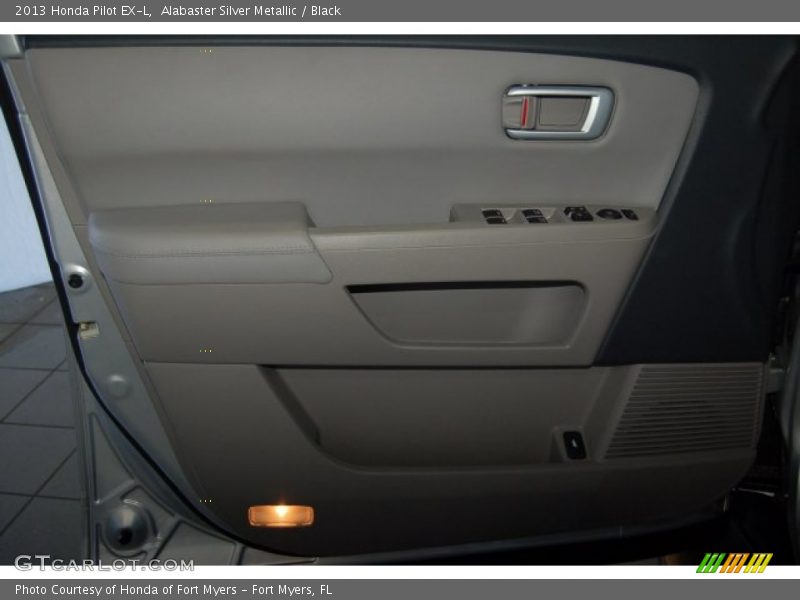 Alabaster Silver Metallic / Black 2013 Honda Pilot EX-L