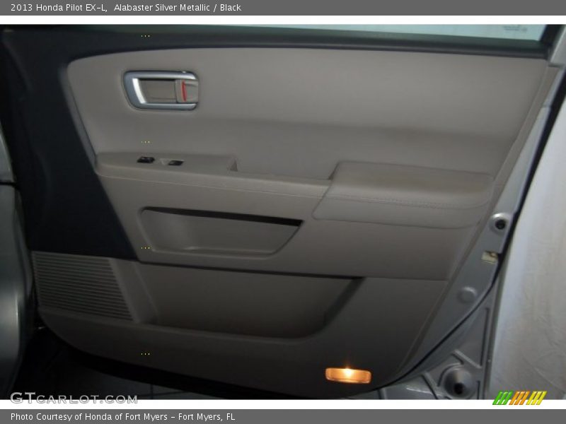 Alabaster Silver Metallic / Black 2013 Honda Pilot EX-L