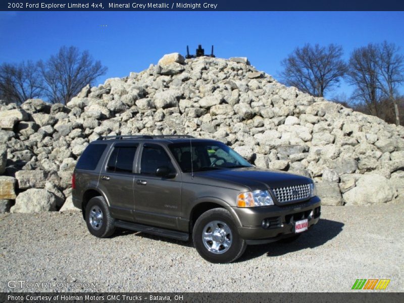 Mineral Grey Metallic / Midnight Grey 2002 Ford Explorer Limited 4x4
